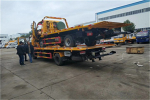 禄劝同城汽车补胎