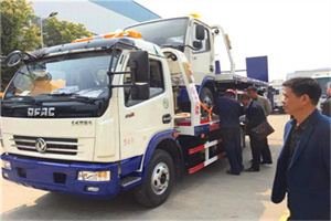 禄劝汽车道路救援拖车价格